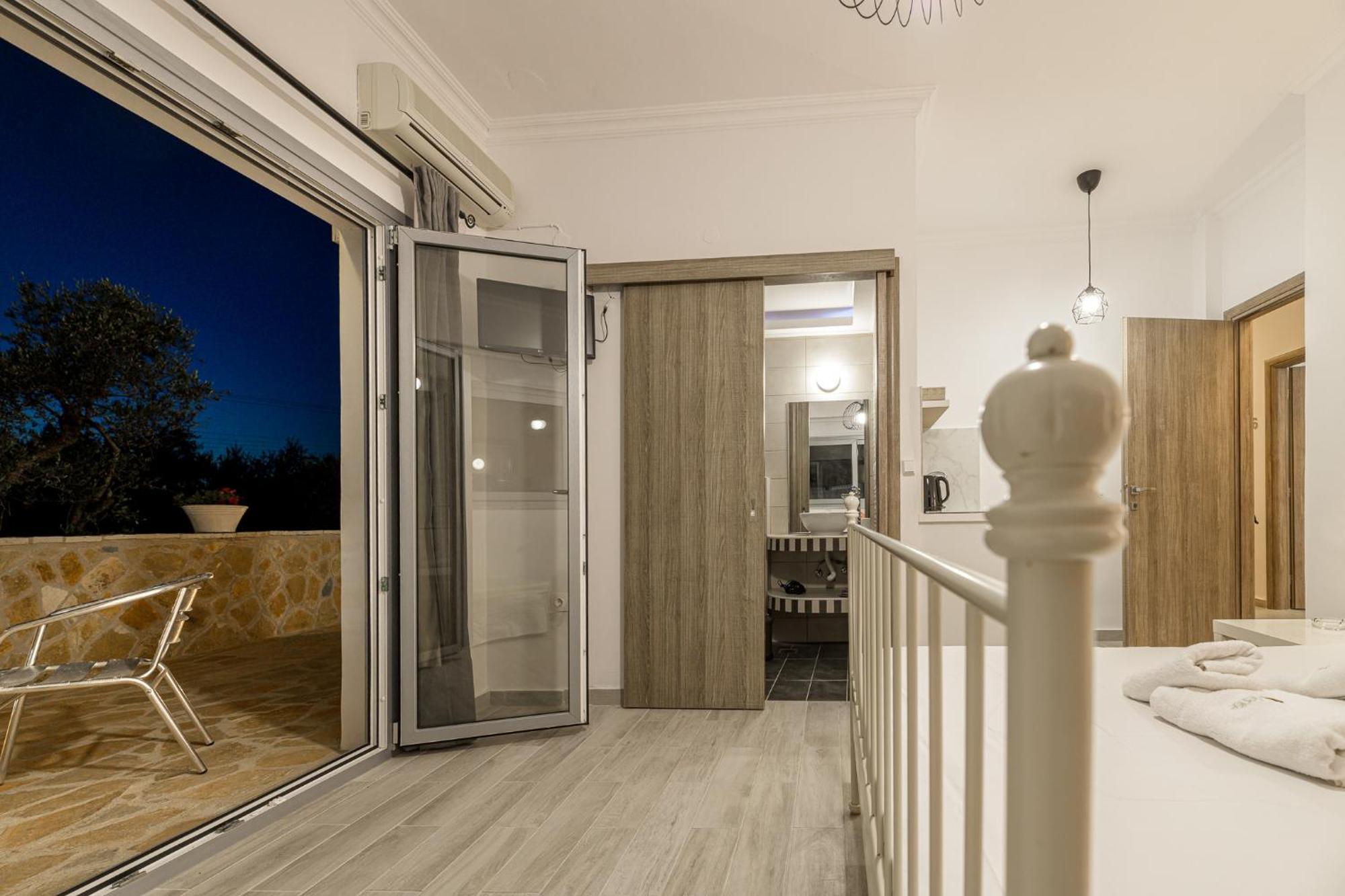Denise Studios And Apartments Argassi Dış mekan fotoğraf