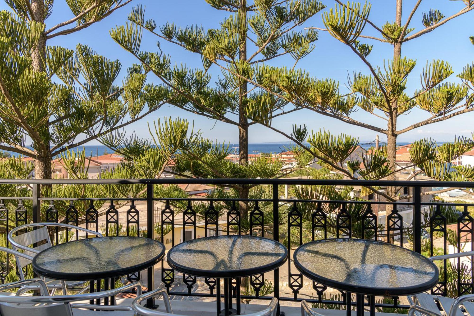 Denise Studios And Apartments Argassi Dış mekan fotoğraf